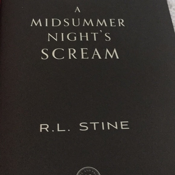 Books Midsummer Night’s Scream & Four - Picture 5 of 6